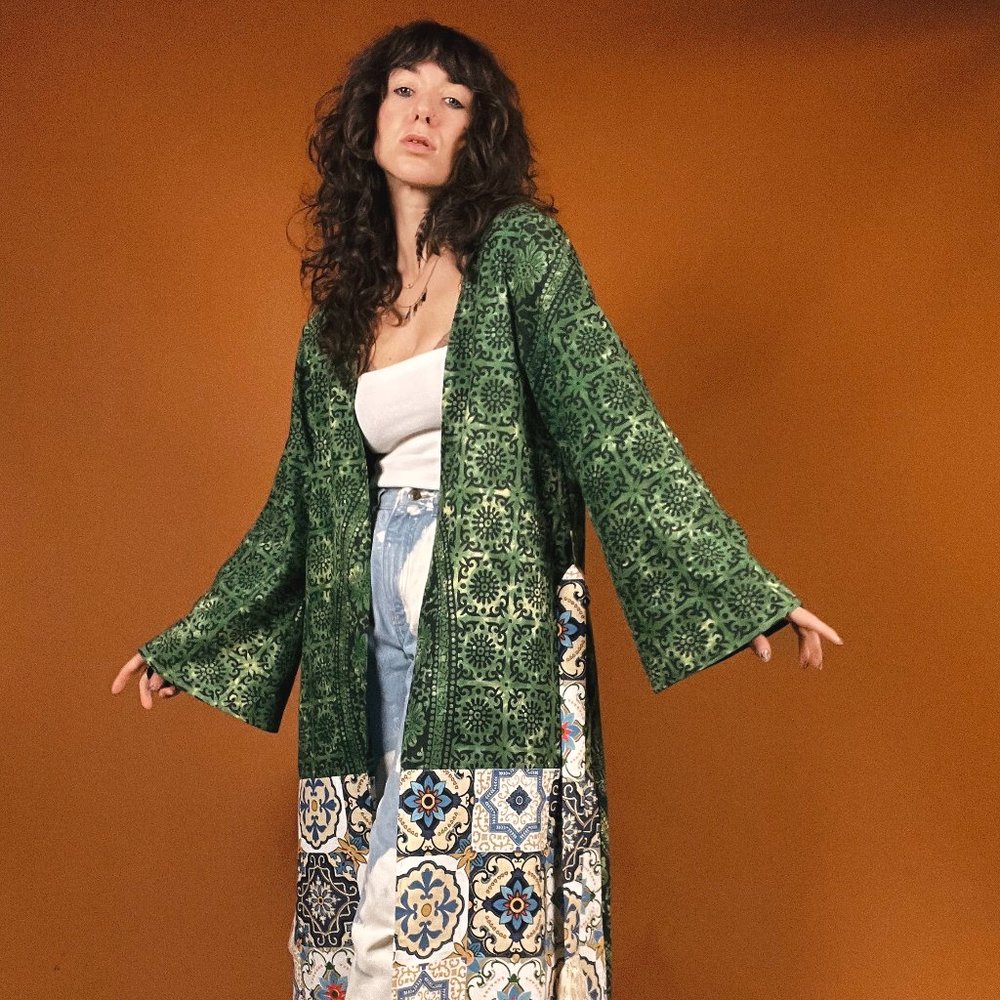 Meet your Posher, LIZARD QUEENZ 🦎 👑 - Picture 5 of 16